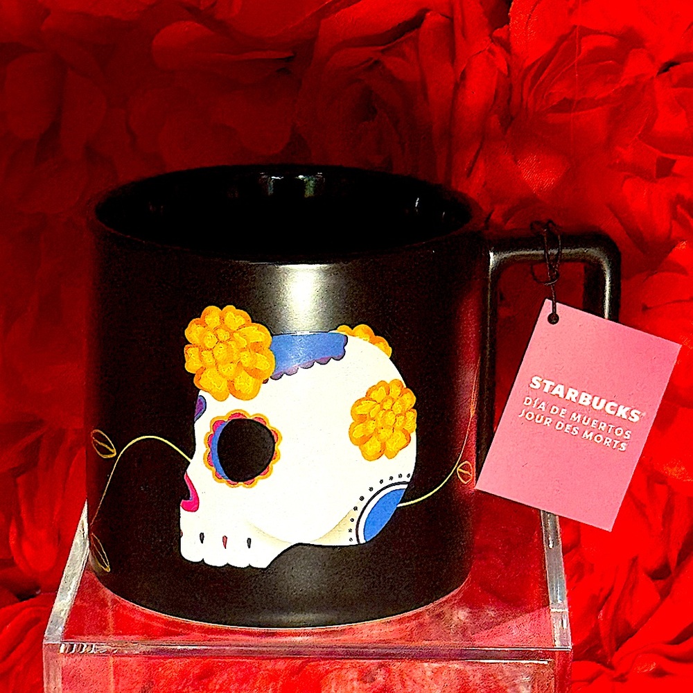 NWT Starbucks Halloween💀2025 Day of the Dead🖤Black Sugar Skull Ceramic 14 oz Mug